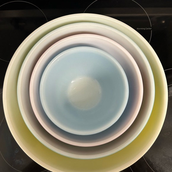 1940s complete Pyrex primary bowls set - Picture 3 of 5